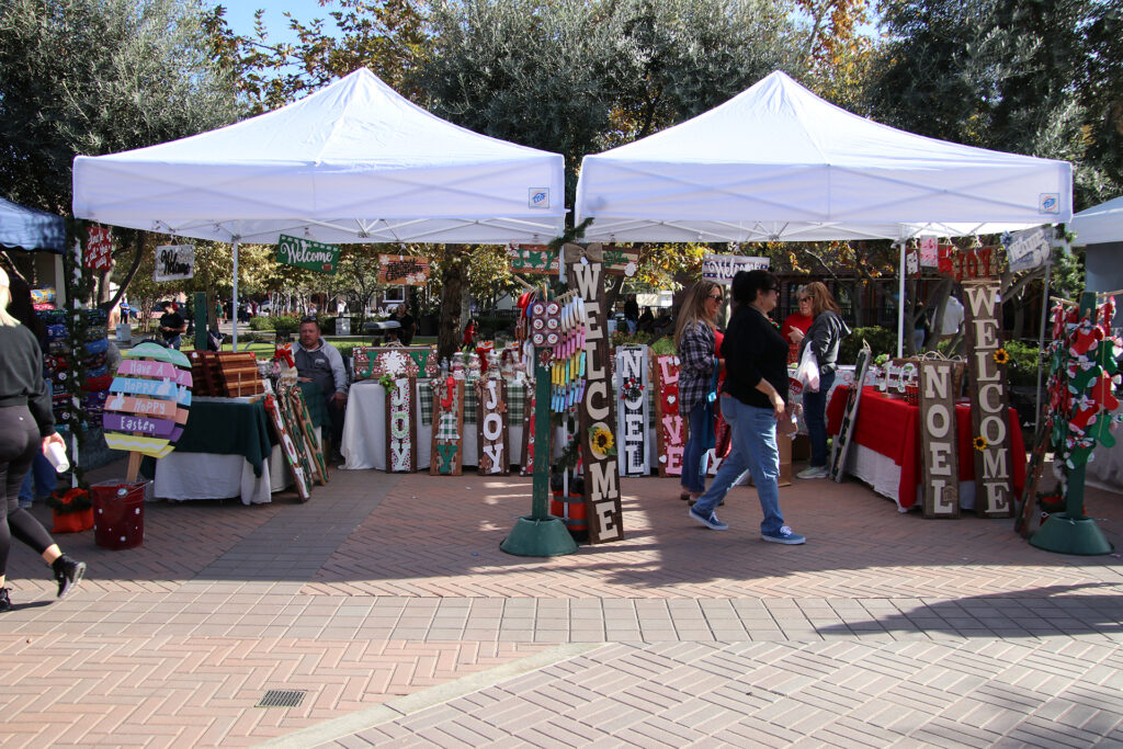 EAT, SHOP AND ENJOY THE FESTIVITIES AT SATURDAY'S CHRISTMAS ON EULID CRAFT FAIR AND FESTIVAL